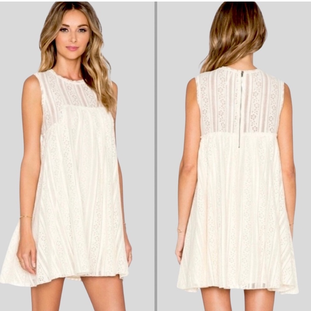 FREE PEOPLE Antique Lace "Tu Es La" Boho Dress. Size Small. EUC.